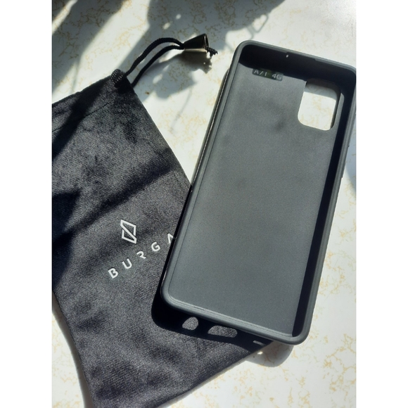 BURGA phone case - Picture 2 of 2